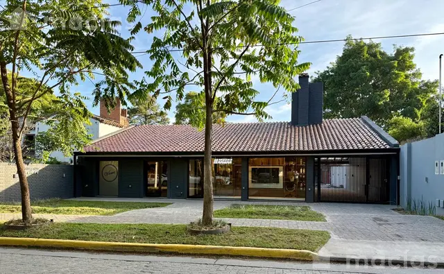 Casa pen alquiler comercial. ideal cafetería, centro médico
