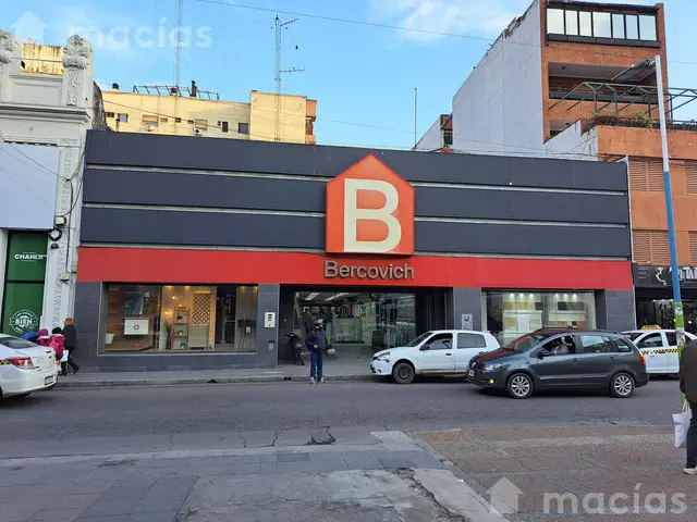 Importante Local en Venta